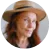 María L.